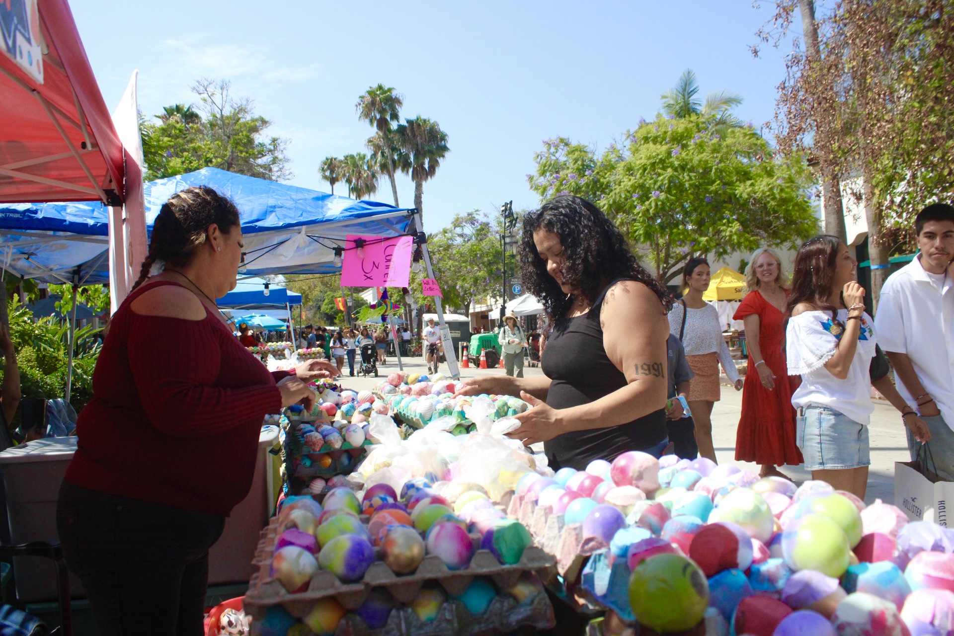 Families find purpose, community in selling thousands of cascarones during Fiesta week