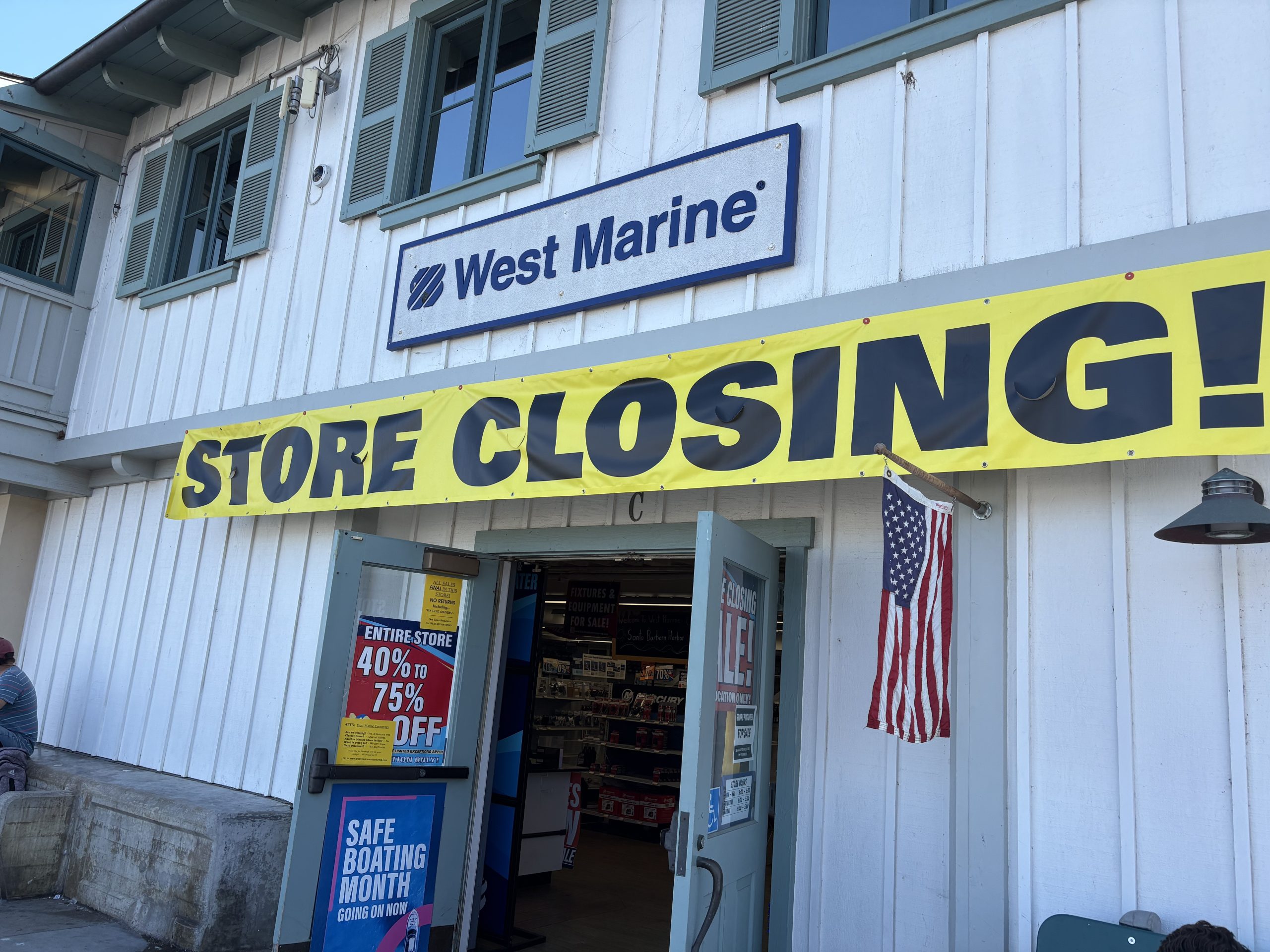 When will West Marine actually close? Even the Harbor Commission isn't sure
