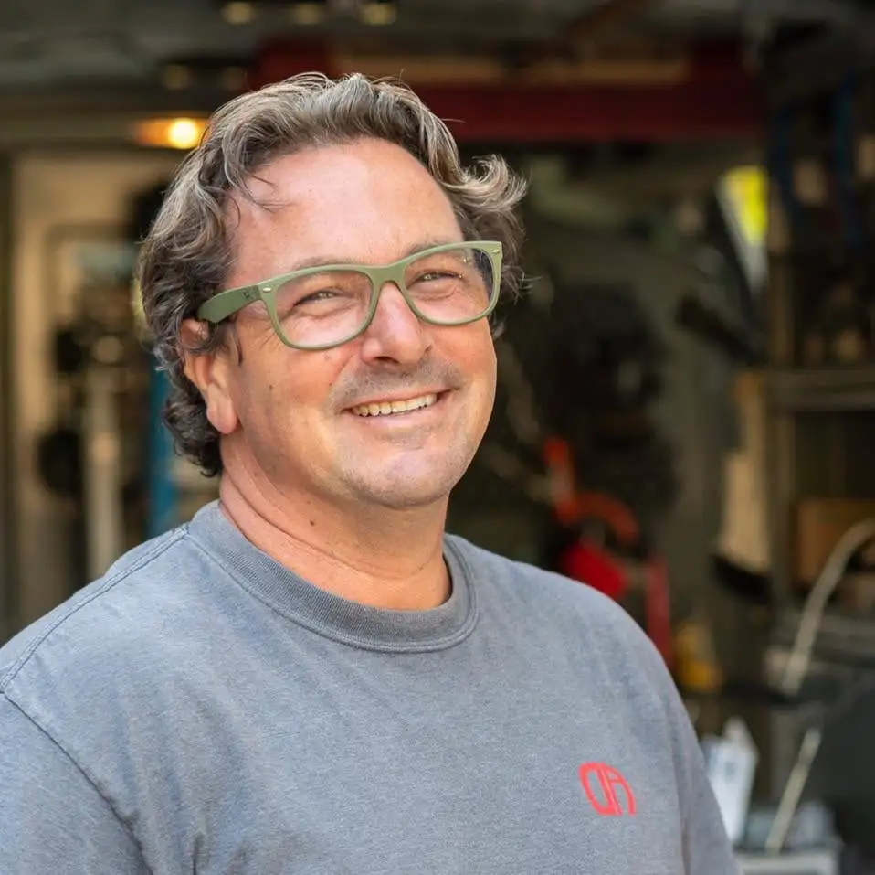 Electrician Jason Carlton hopes to spark  City Council with his business owner expertise